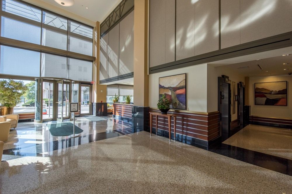LAZARUS BUILDING: 150 S Front St, Columbus, OH 43215